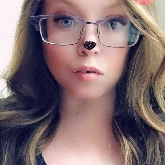 Meet your Posher, Rita - Picture 2 of 3